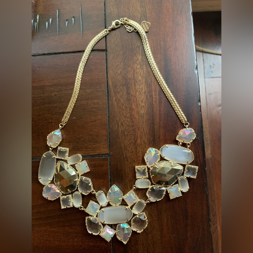 Gold Vintage Melissa statement necklace